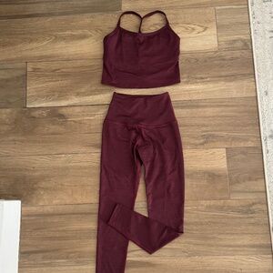 Beyond Yoga cropped top and leggings set
